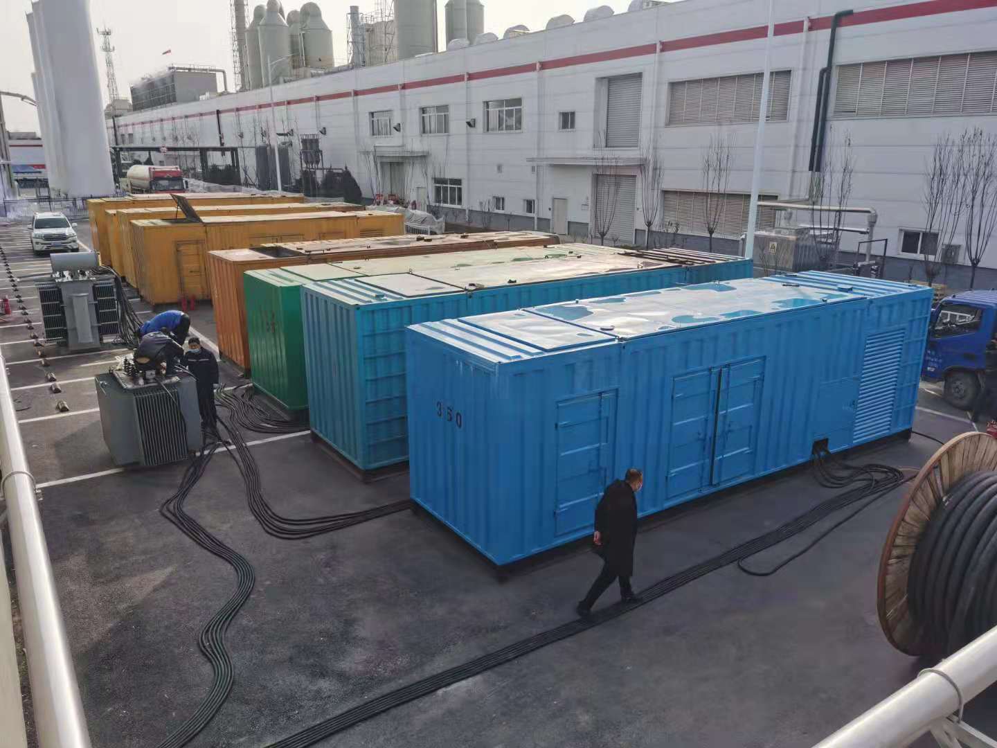 河源发电机出租-两相发电机与三相发电机有何区别?